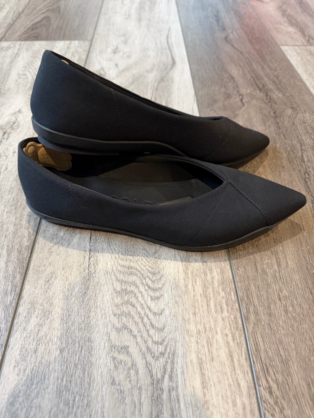 Aerosoles-Black Pointed Toe Ballet Flats - Women's Comfort Flats